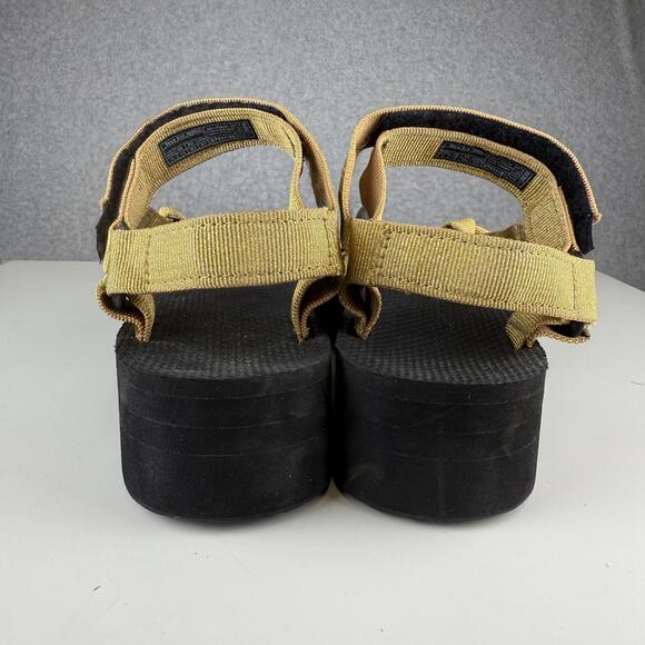 Teva Women's Size 9 Universal Platform Gold Black Sandals Walking Outdoors - Picture 5 of 8